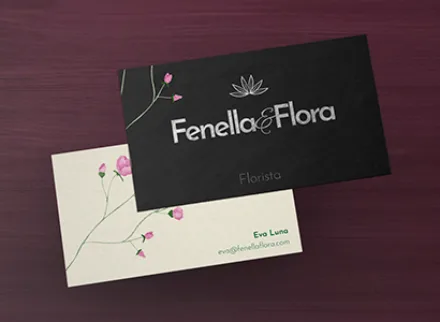 Tarjeta color y foil frente plata